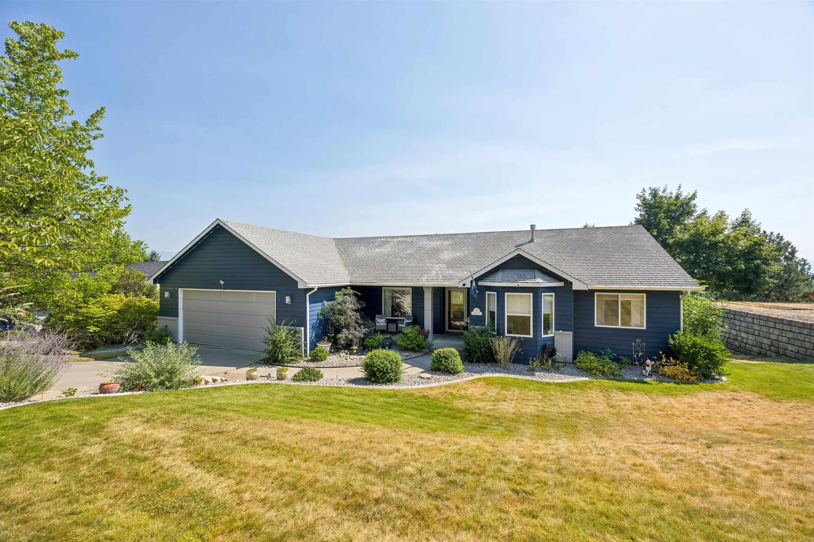Property Photo:  18616 E Cerro Ct  WA 99027 