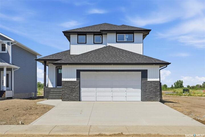 149 Emma Crescent — photo 1