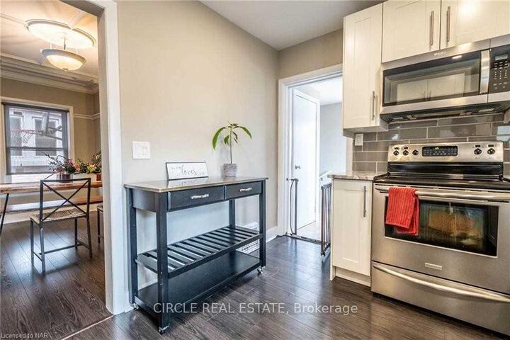 Property Photo:  4 Chelsea Street  ON L2P 3B8 