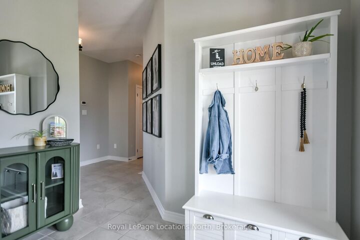 Property Photo: 25 Maidens Crescent ON L9Y 3B7