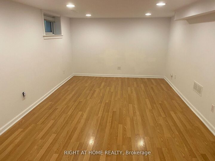 Property Photo:  36 Newton Drive Basement  ON M2M 2M7 
