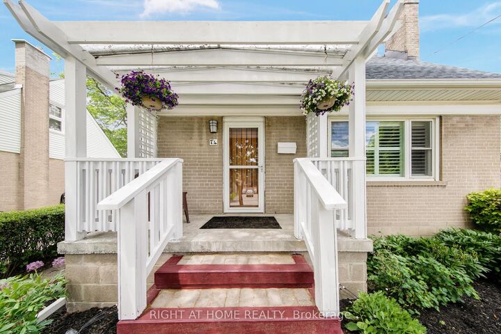 Property Photo:  74 McCaul Street  ON L6V 1J3 