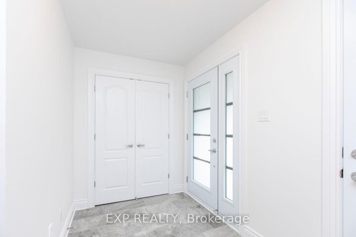 Photo de la propriété:  208 Dion Avenue  ON K4K 0M3 
