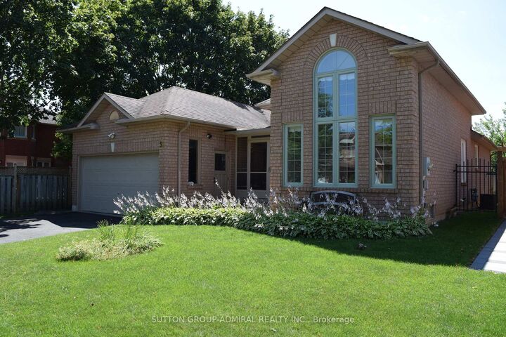 51 Daines Drive — photo 1