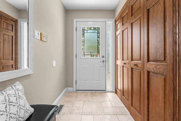 Property Photo: 36 Nimrod Crescent ON L6S 4V3