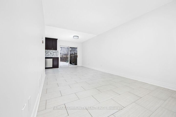 Property Photo: 1049 Kennedy Circle ON L9T 5S5