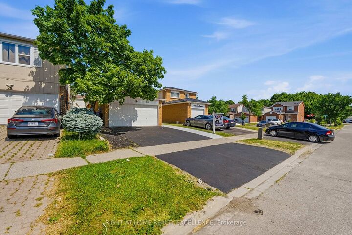 Property Photo: 10 Banting Crescent ON L6Y 2L8