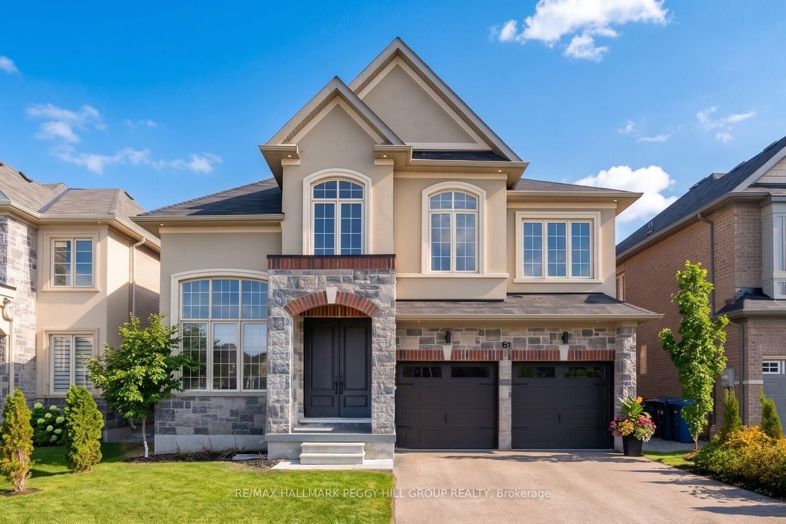 Property Photo: 61 Strathgreen Lane ON L4P 0J3