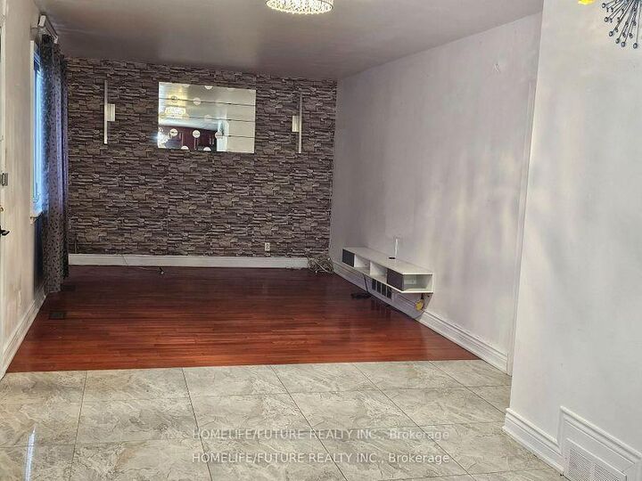 Property Photo: 5 Sherwood Avenue Main ON M1R 1M7