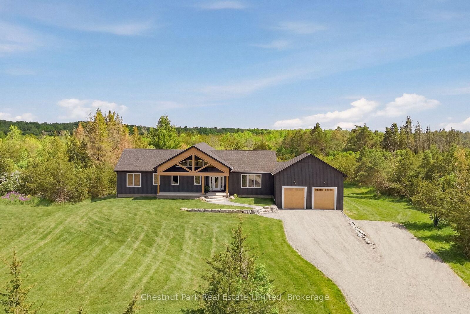 Property Photo: 2621 Victoria Road ON K0K 2L0