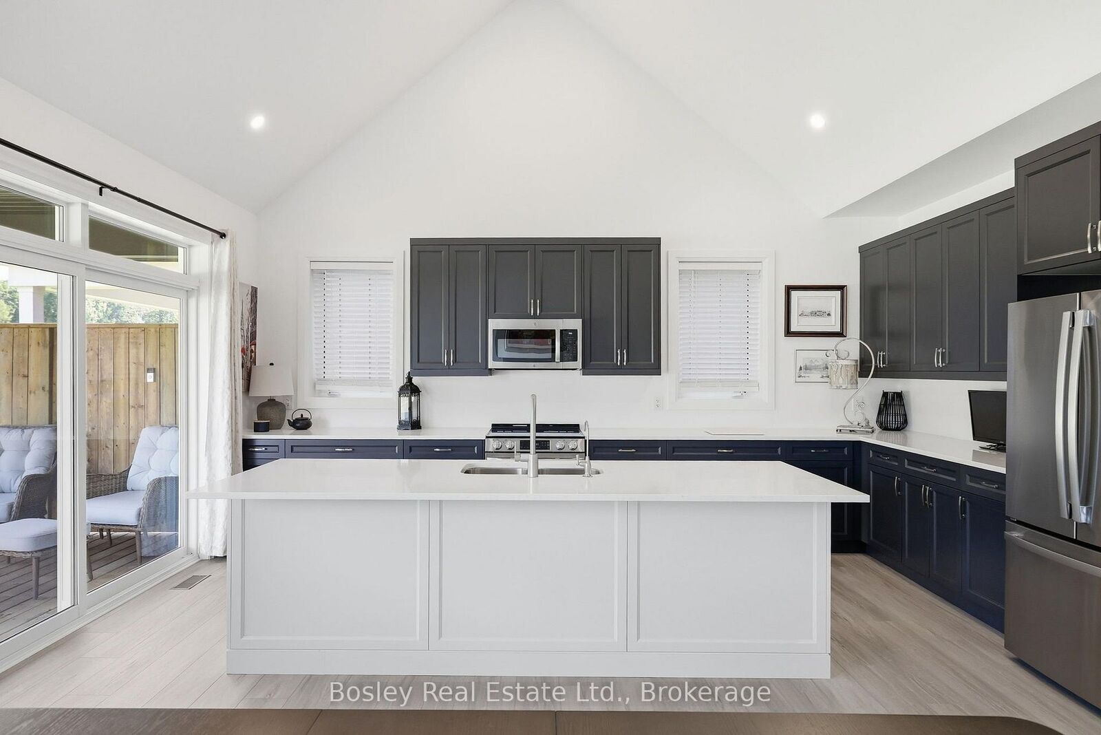 Property Photo: 15 Private McKay Drive ON L4M 4Y8