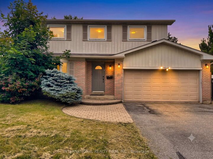 21 Mayvern Crescent — photo 1