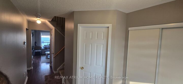 Property Photo: 431 Drew Street ON L1H 8W6