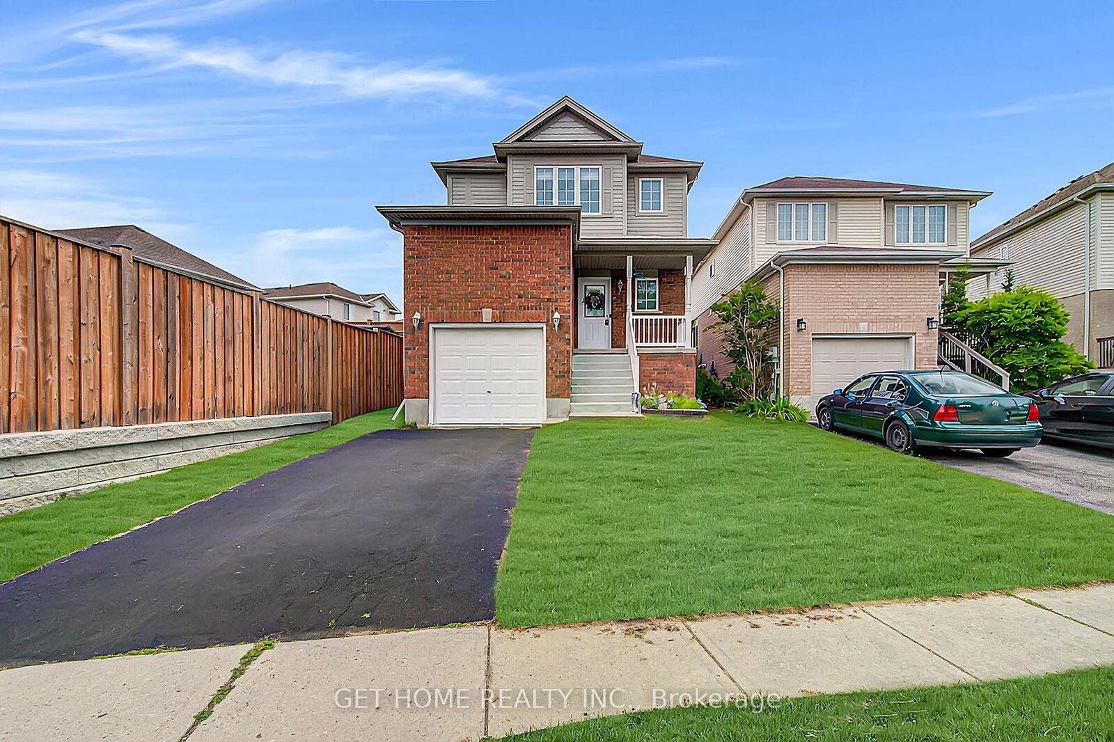 Property Photo:  120 Masterson Crescent  ON N3H 5R6 