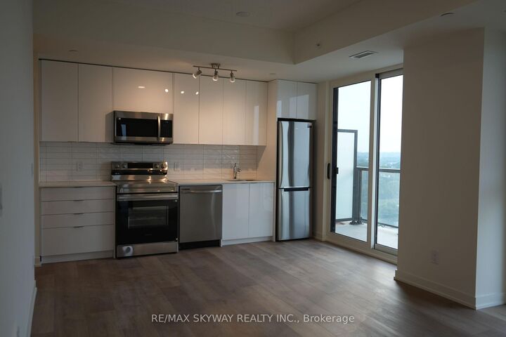 Property Photo:  33 Erie Avenue 1501  ON N3S 0K7 