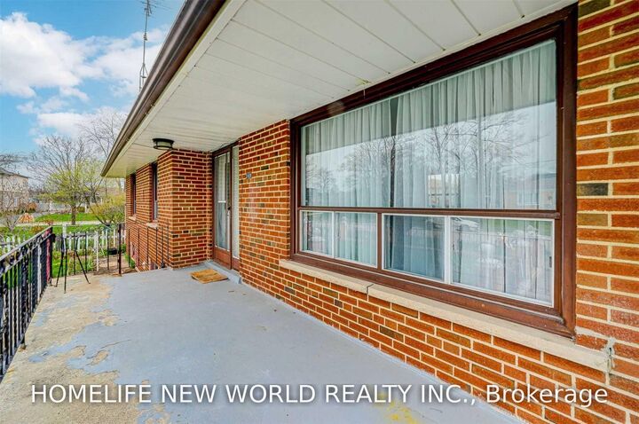 Property Photo: 349 Woodale Avenue ON L6K 2N8