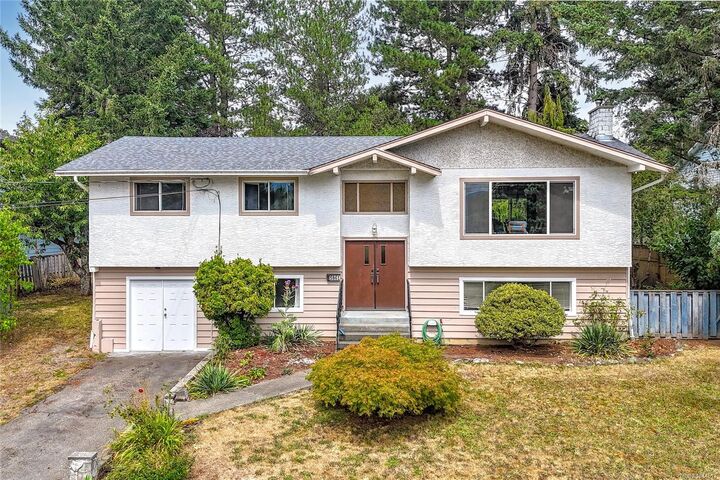 Property Photo: 5861 Sycamore St BC V9L 3E3