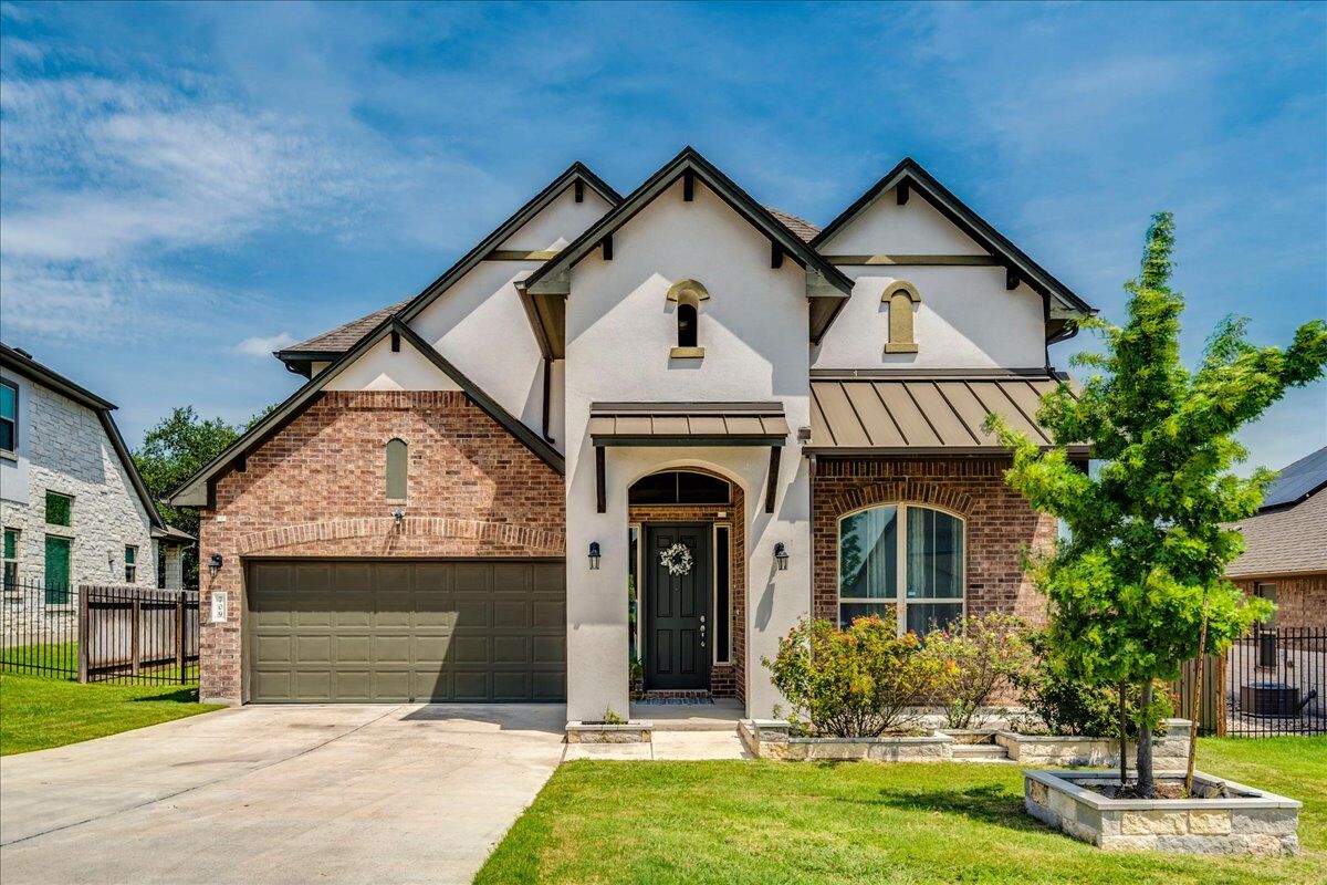 Property Photo: 709 Kingston Place TX 78613