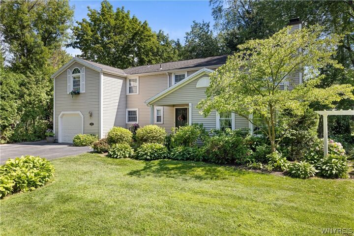 Property Photo: 864 Ridge Road NY 14092