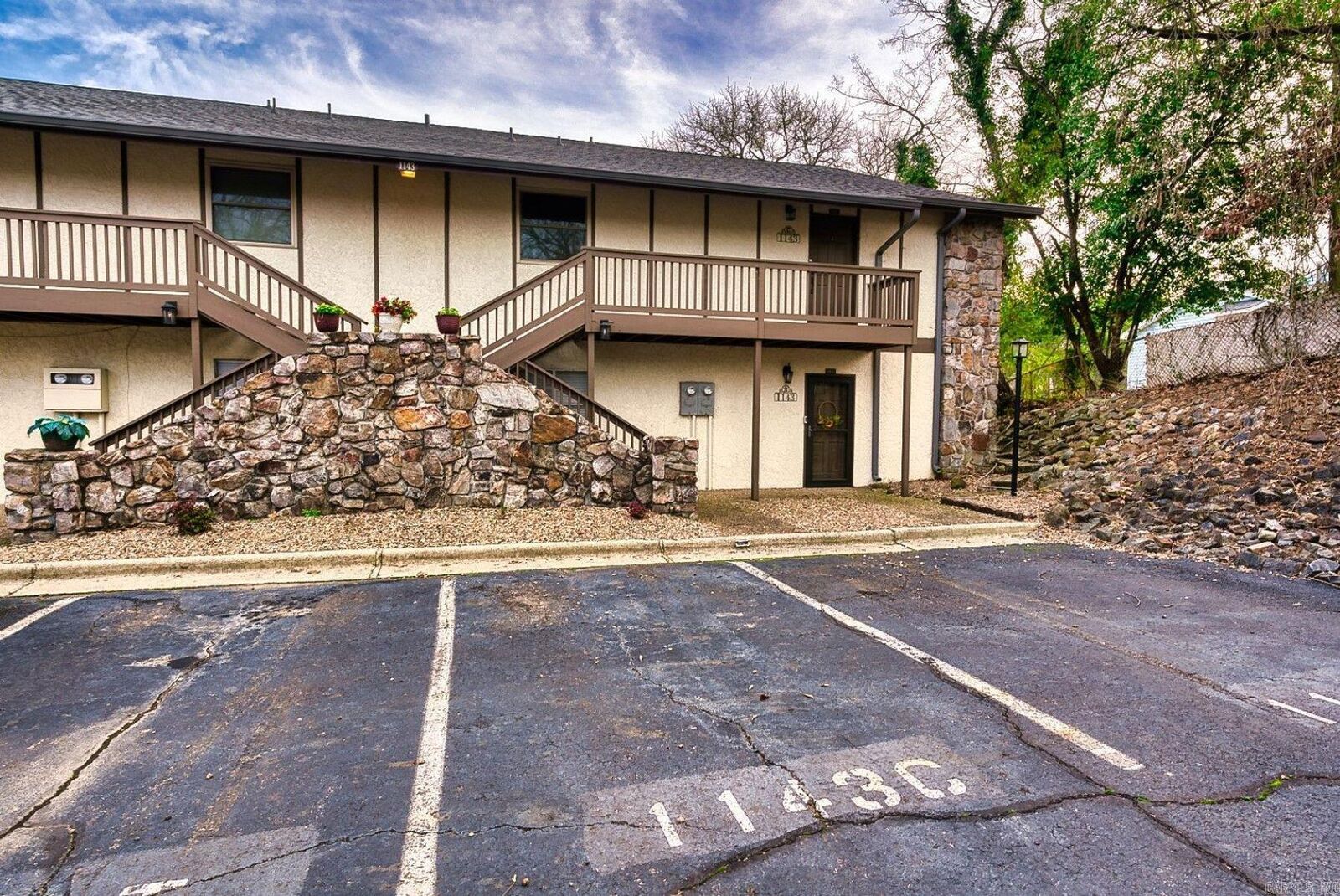 Property Photo: 1143 Twin Points Road AR 71913