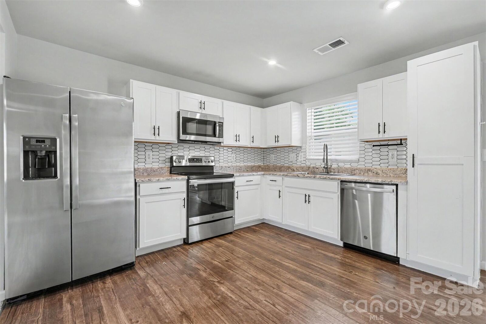 Property Photo: 2652 McCurdy Trail NC 28269