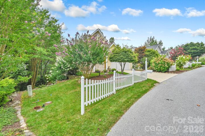 Property Photo:  230 Carriage Summitt Way 2423  NC 28791 