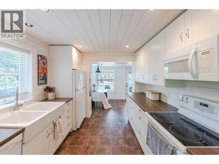 Property Photo: 9705 Sargeant Street BC V0H 1Z3