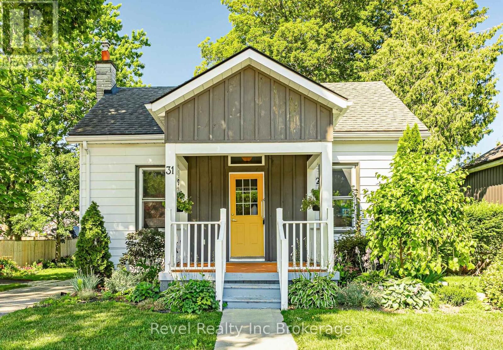 Property Photo:  31 Givins Street  ON N4S 5Y6 