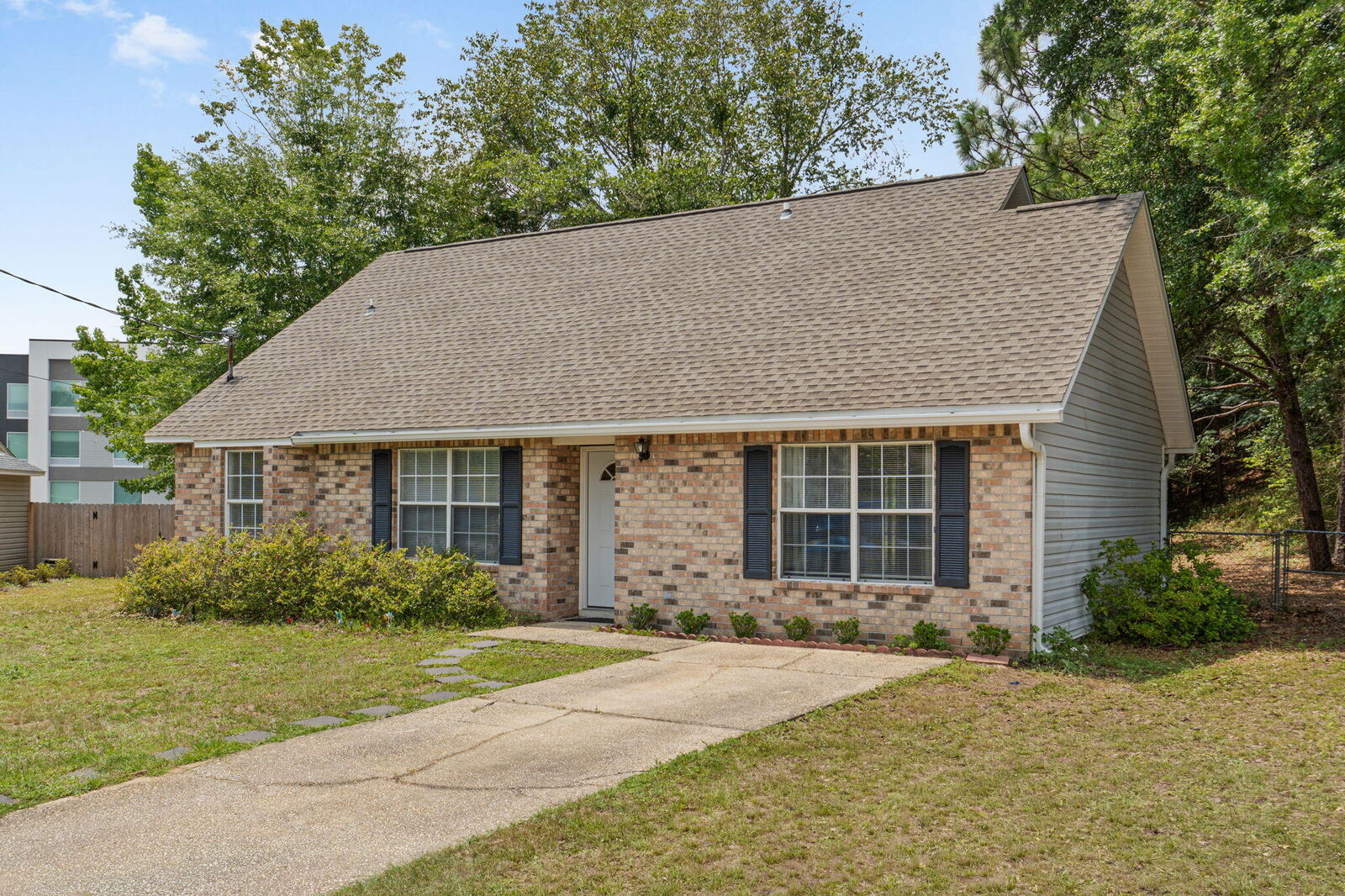 Property Photo:  127 Oak Terrace Drive  FL 32539 