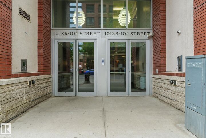 Property Photo:  10136 104 Street NW 2701  AB T5J 0B5 