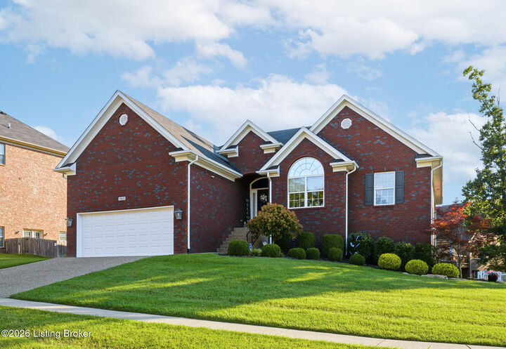 Property Photo: 13613 Quiet Glen Ct KY 40299