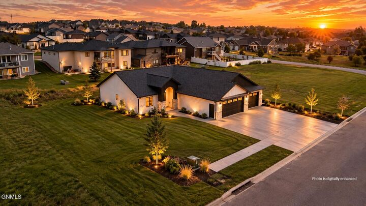 Property Photo:  4420 Marsh Hawk Drive  ND 58503 