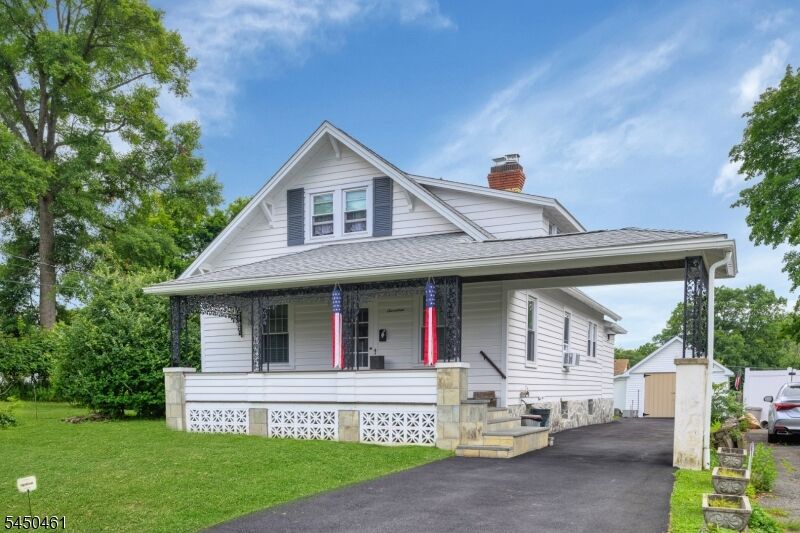 Property Photo:  17 Bassett Ave  NJ 07803 