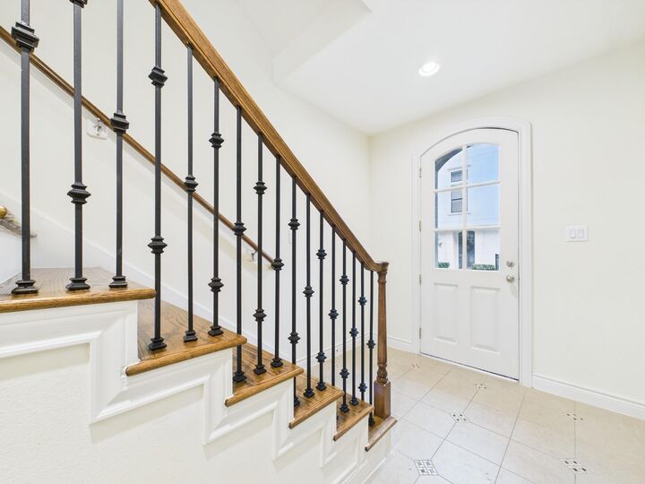 Property Photo:  11025 Sherwood Grove  TX 77043 