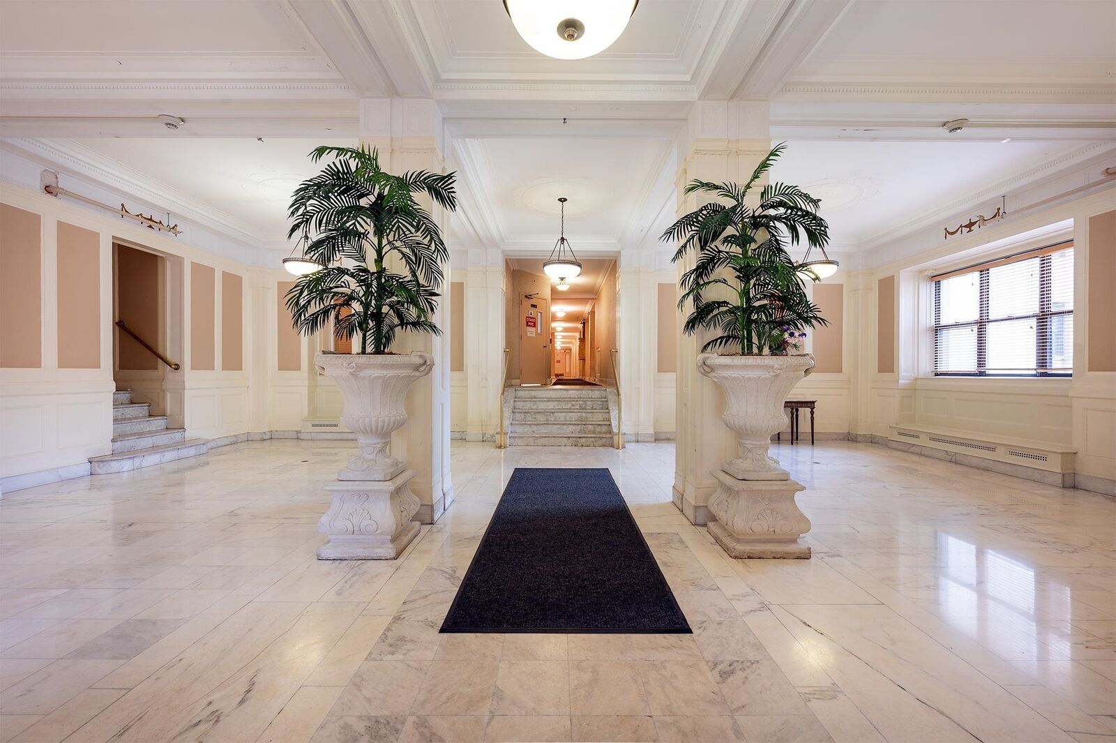 Property Photo:  2600 John F Kennedy Blvd 1E  NJ 07306 