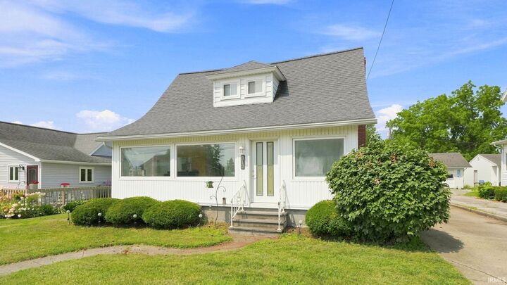 Property Photo:  312 S Jefferson Street  IN 46777 