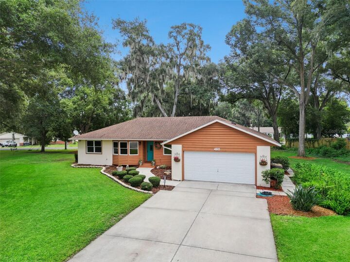 Property Photo: 480 Lake Forest Circle FL 32757