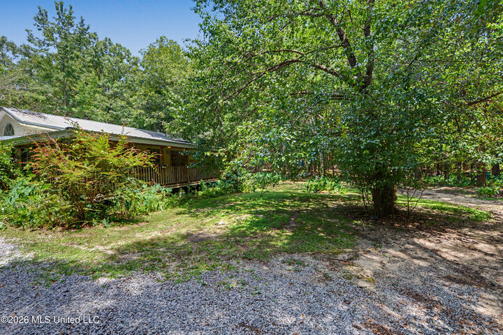 Property Photo:  2637 Polly Lake Rd Road  MS 39565 