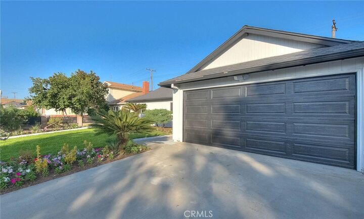 Property Photo:  752 -754 Rio Del Sol Avenue  CA 90640 