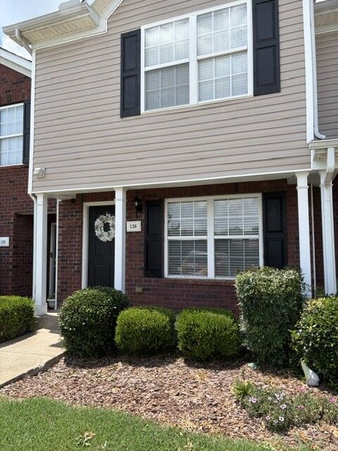 Property Photo: 136 Oak Valley Cir TN 37167