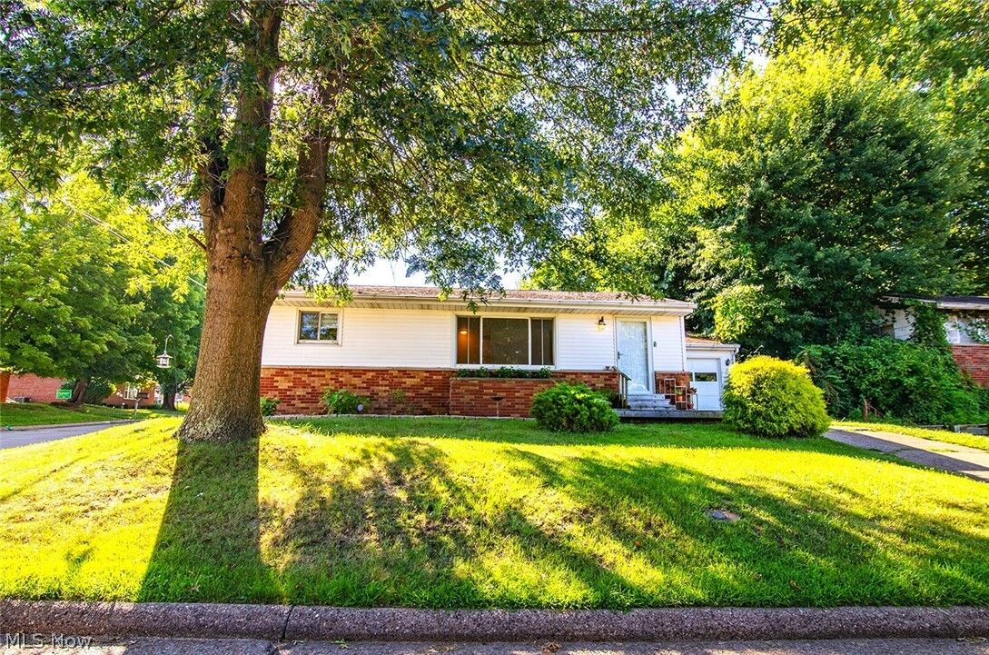 Property Photo:  5608 6th Avenue  WV 26105 