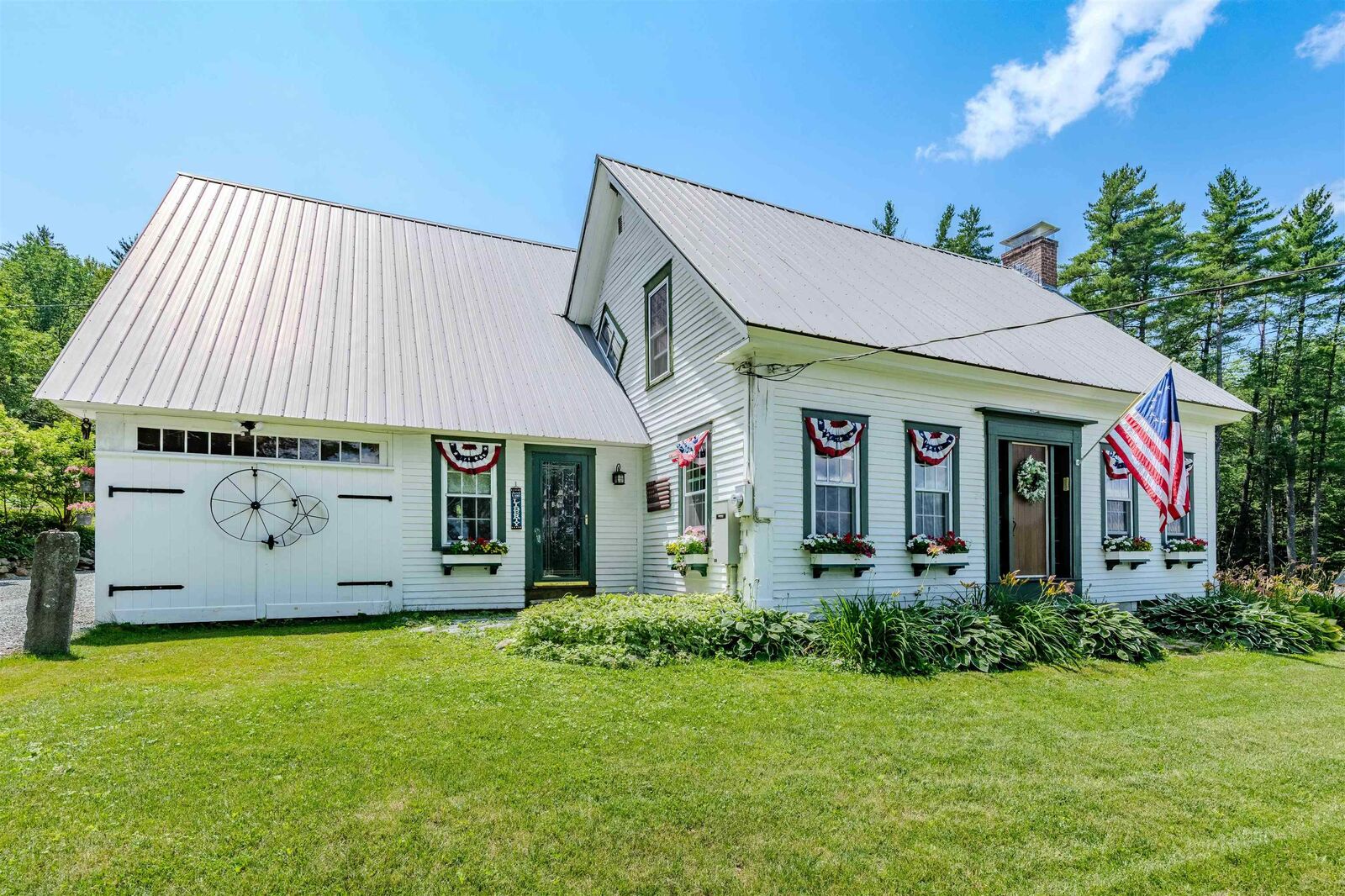 Property Photo:  488 Gale Chandler Road  NH 03585 