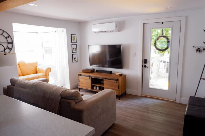 Property Photo:  106 Spring Park Road  PE C1A 3Y4 