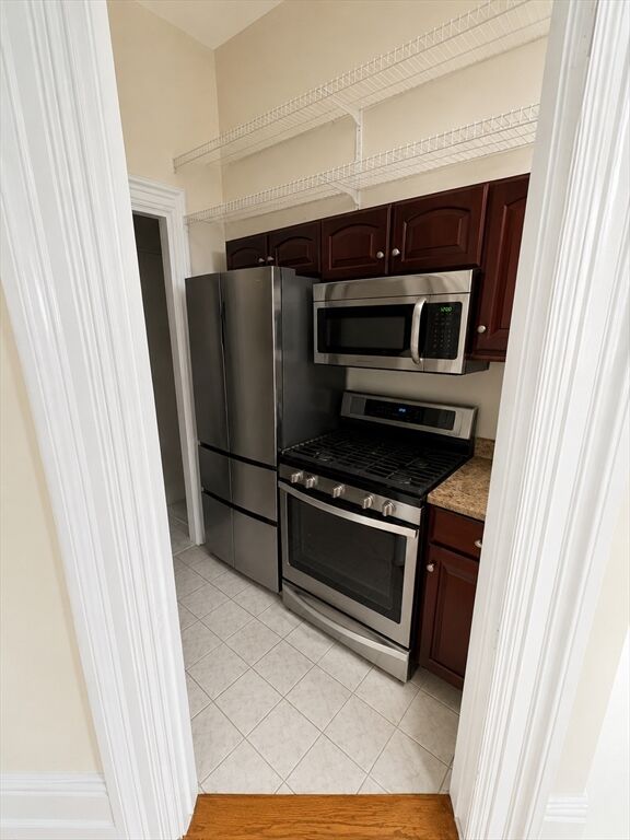 Property Photo:  305 Beacon St. 3  MA 02116 