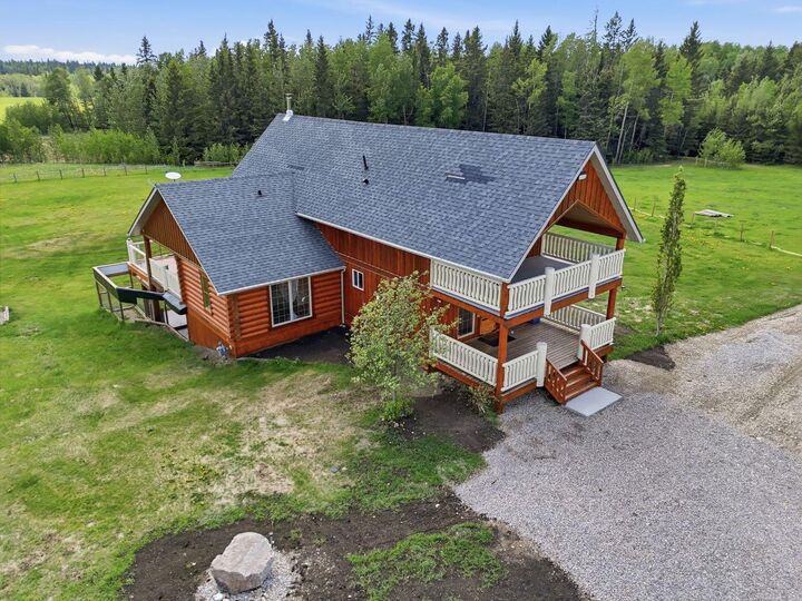 Property Photo: 3-4535 Township Road 320 AB T0M 1X0
