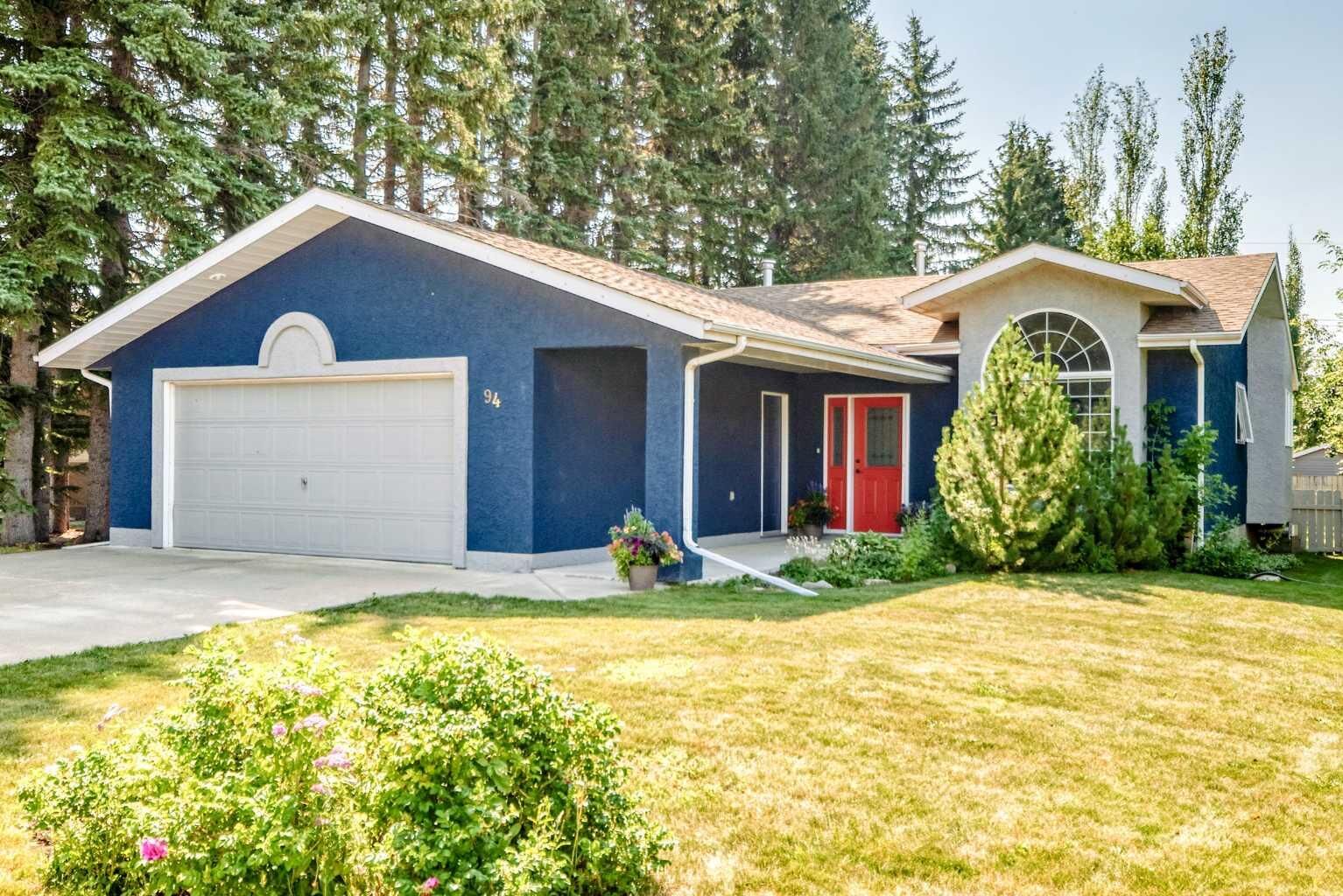 Property Photo:  94 Hathaway Lane  AB T4L 1T4 