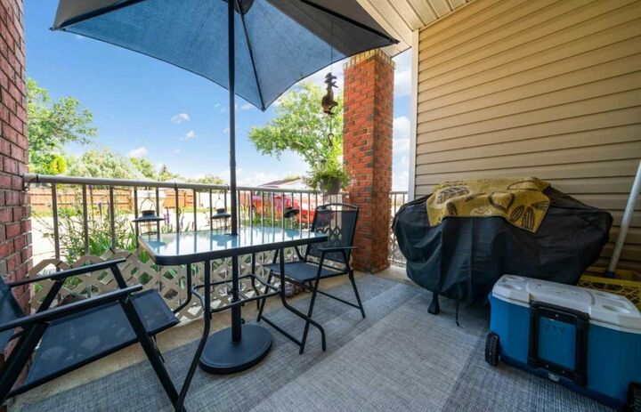 Property Photo:  10 Broadway Court NW 2  AB T0J 2P2 