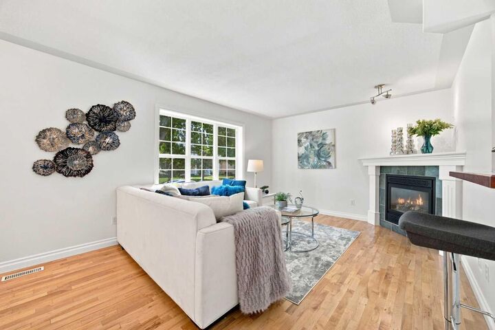 Photo de la propriété:  172 Somme Manor SW  AB T2T 6L5 