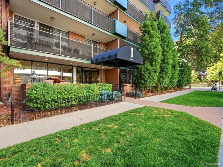 Property Photo:  1200 Vine Street 5E  CO 80206 