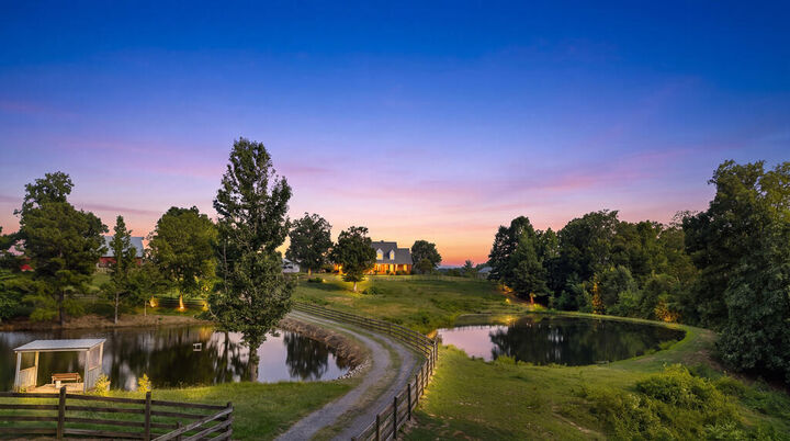 Property Photo: 559 White Road SE TN 37362